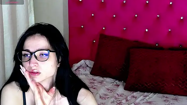 KimmySprinkles online show from October 2025 08:09:02 PM