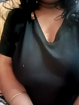 Snapshot of SAMAYRA23 chatting on November 2025 07:47:01 AM SAMAYRA23 online show from November 2025 07:47:01 AM