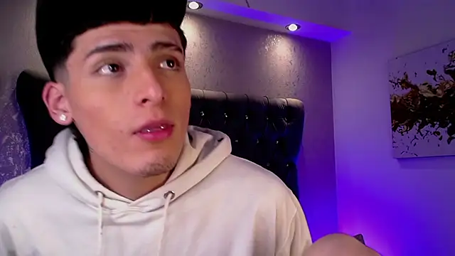 MateoMitchell online show from November 2025 09:10:02 AM