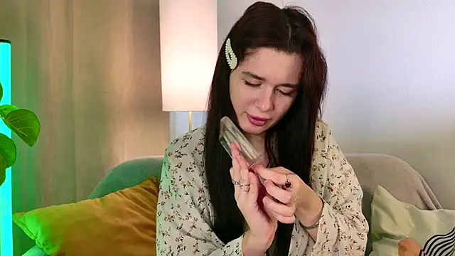 Sofia Mays online show from October 2025 06:02:02 AM