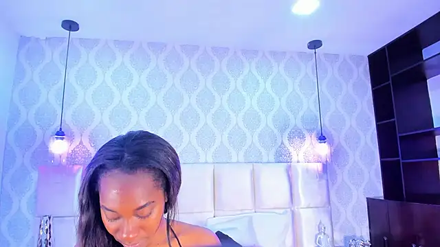 SharitHills online show from November 2025 04:04:01 AM