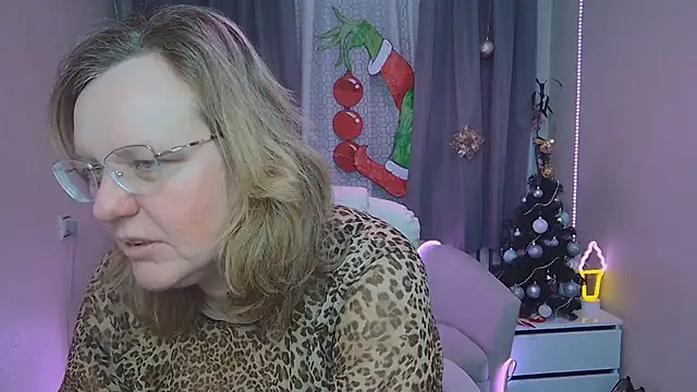 VestaWoody online show from January 2026 01:06:02 PM