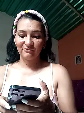 Snapshot of fanny_soto chatting on October 2025 11:41:02 AM fanny soto online show from October 2025 11:41:02 AM