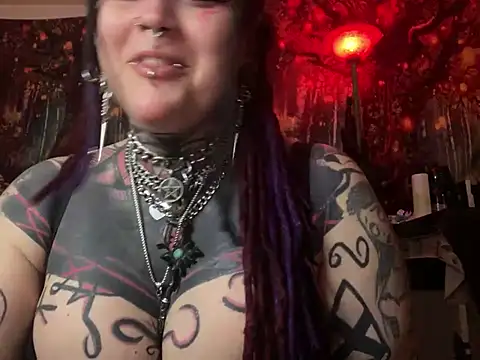 nyxvelon online show from February 2026 10:48:01 PM