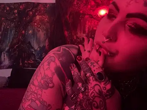 nyxvelon online show from February 2026 09:54:01 PM