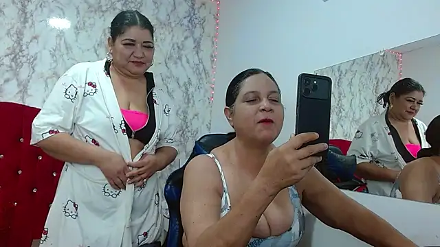 DannaLanegra2 online show from November 2025 06:11:02 PM