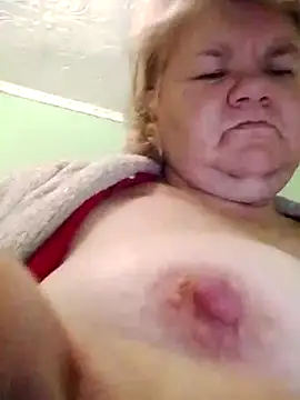 LusiyaGold5 online show from November 2025 09:52:01 PM