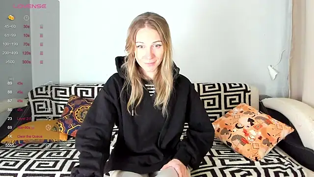 Amalia Mio online show from November 2025 07:41:02 AM