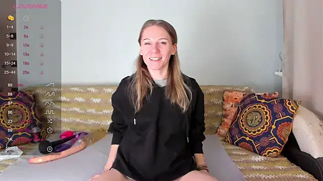 Amalia Mio online show from December 2025 08:09:02 AM