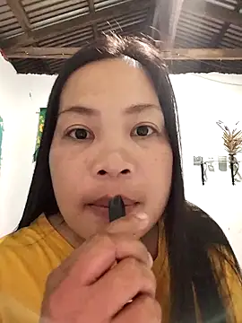 Snapshot of shyhotpinay_32 chatting on October 2025 05:58:02 PM shyhotpinay 32 online show from October 2025 05:58:02 PM