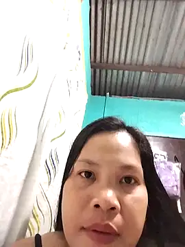 Snapshot of shyhotpinay_32 chatting on October 2025 07:25:01 PM shyhotpinay 32 online show from October 2025 07:25:01 PM