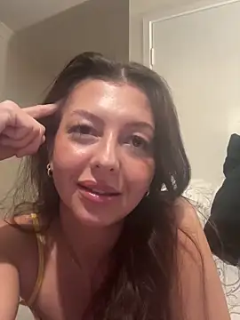 Snapshot of LuluMaexox chatting on October 2025 11:02:02 PM LuluMaexox online show from October 2025 11:02:02 PM