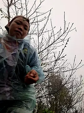 miomio-12 online show from November 2025 12:53:01 AM