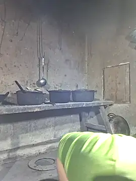 miomio-12 online show from December 2025 12:44:02 PM