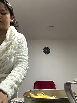 Catherine     online show from November 2025 07:37:02 PM