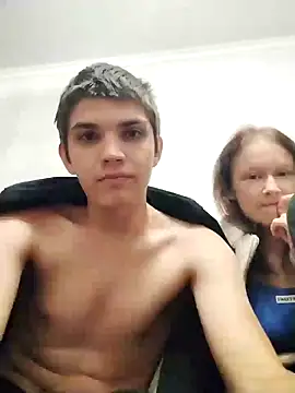 PartyIcyLov online show from October 2025 06:06:01 PM