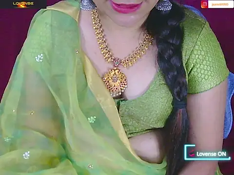 Snapshot of traditional_Jaanvi chatting on May 2026 01:03:01 AM traditional Jaanvi online show from May 2026 01:03:01 AM