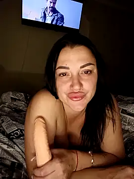 Snapshot of LuceSkys chatting on October 2025 08:53:02 PM LuceSkys online show from October 2025 08:53:02 PM