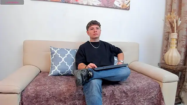 Leoo Miller online show from October 2025 08:50:02 PM