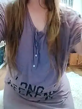 AugustRayn online show from October 2025 02:20:02 AM