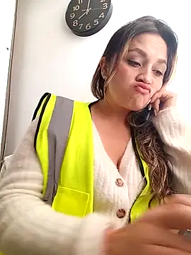 Snapshot of Nata-A77 chatting on October 2025 01:01:01 PM Nata-A77 online show from October 2025 01:01:01 PM