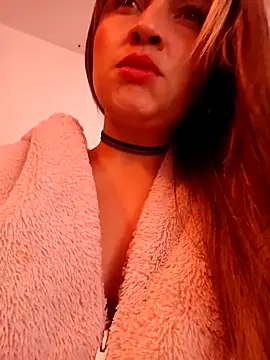 Snapshot of Nata-A77 chatting on December 2025 12:32:01 PM Nata-A77 online show from December 2025 12:32:01 PM