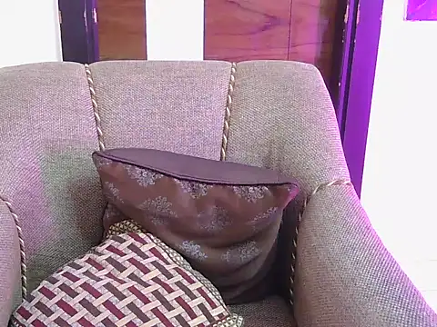 cute zaraa online show from January 2026 05:33:02 AM