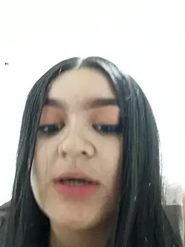 Mia glow  online show from February 2026 09:33:02 PM