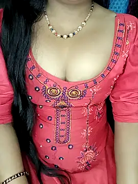 Snapshot of Rashmi_011 chatting on May 2026 03:46:02 AM Rashmi 011 online show from May 2026 03:46:02 AM