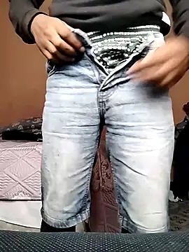 Snapshot of HungZAR chatting on February 2026 12:25:01 PM HungZAR online show from February 2026 12:25:01 PM