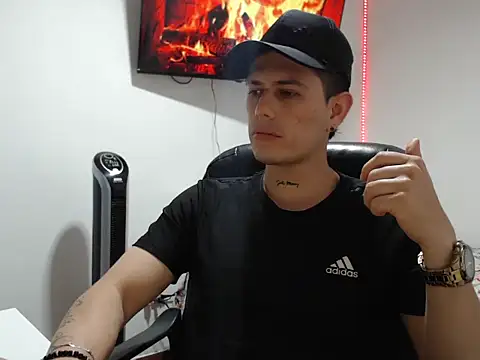 Mylo smit online show from October 2025 04:33:02 AM