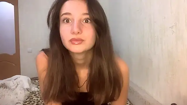 Snapshot of KyungSwaners chatting on October 2025 07:18:02 AM KyungSwaners online show from October 2025 07:18:02 AM