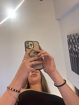 Sophia rouse online show from November 2025 01:37:02 AM