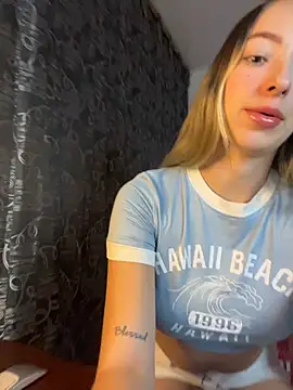 Sophia rouse online show from November 2025 02:00:02 AM