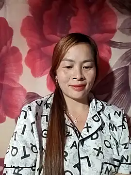 lucky774- online show from October 2025 10:49:01 AM