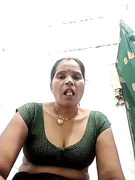 Snapshot of Nm_sanjna chatting on October 2025 06:19:02 AM Nm sanjna online show from October 2025 06:19:02 AM