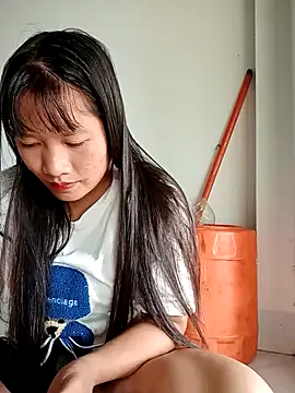 TrangNemo online show from October 2025 09:07:02 AM