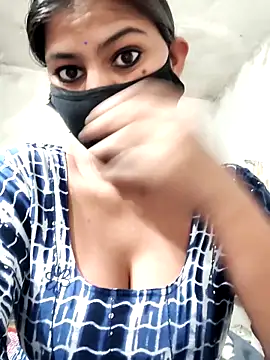 Snapshot of Miya_sistar chatting on November 2025 05:01:01 PM Miya sistar online show from November 2025 05:01:01 PM