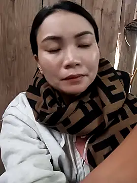 kun-love online show from November 2025 02:32:01 AM