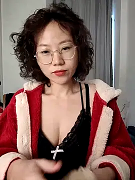 nini10052025 online show from November 2025 01:15:01 AM