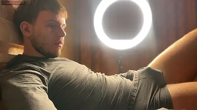 mynameischris online show from February 2026 03:32:01 PM