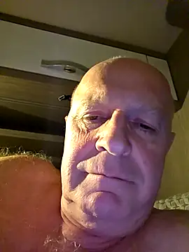 Snapshot of rudy-kralik chatting on February 2026 10:39:01 PM rudy-kralik online show from February 2026 10:39:01 PM