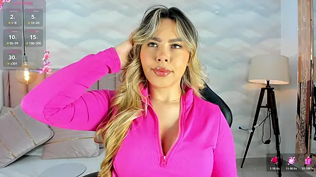 Snapshot of Katya_blonde chatting on November 2025 12:27:02 PM Katya blonde online show from November 2025 12:27:02 PM
