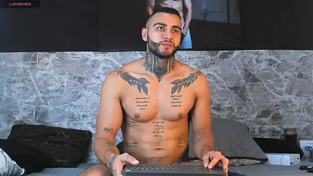 Danny Willson online show from October 2025 02:02:02 PM