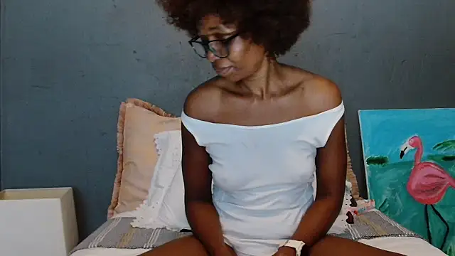 NaughtyCouga online show from November 2025 06:49:01 AM