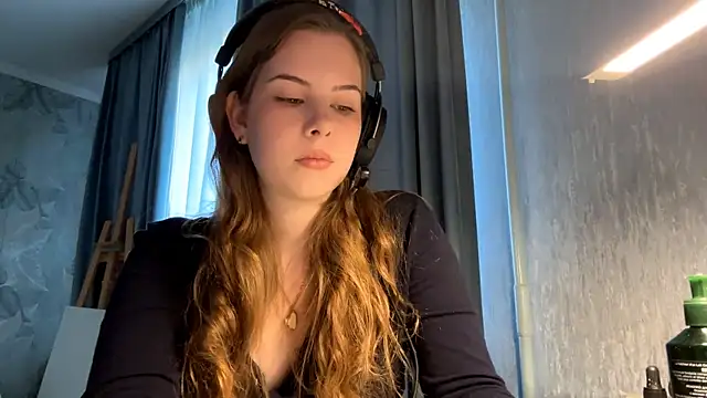 Leyla Luna online show from October 2025 08:48:01 AM