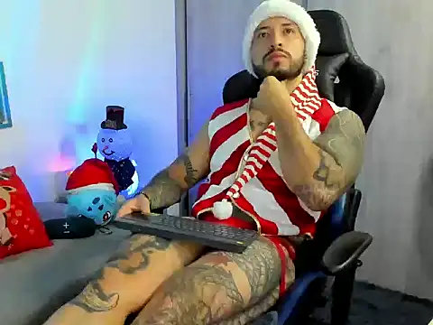 Dave-Max01 online show from December 2025 11:26:02 AM