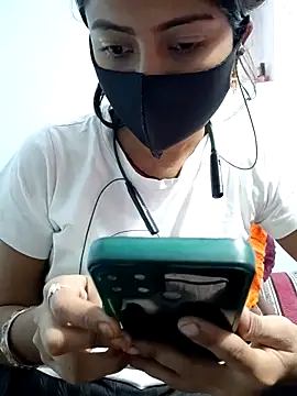 Payal G online show from November 2025 03:28:02 AM