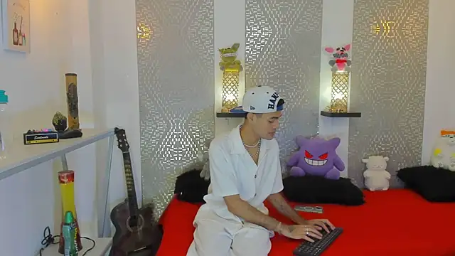 JacobBlackwell  online show from November 2025 06:45:02 PM