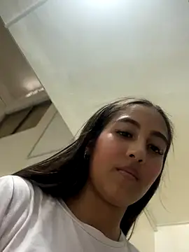 Luna star3 online show from December 2025 06:58:01 PM